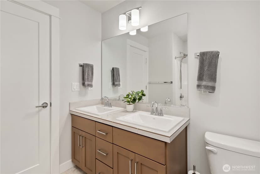 Property photo for 33473 Walnut Avenue SE, Black Diamond photo 22
