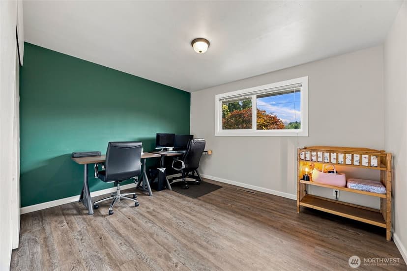 Property photo for 1008 13th Street SW, Puyallup photo 14