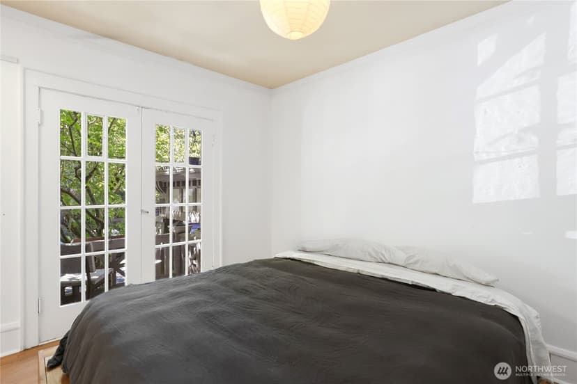 Property photo for 214 13th Avenue E #2, Seattle photo 16