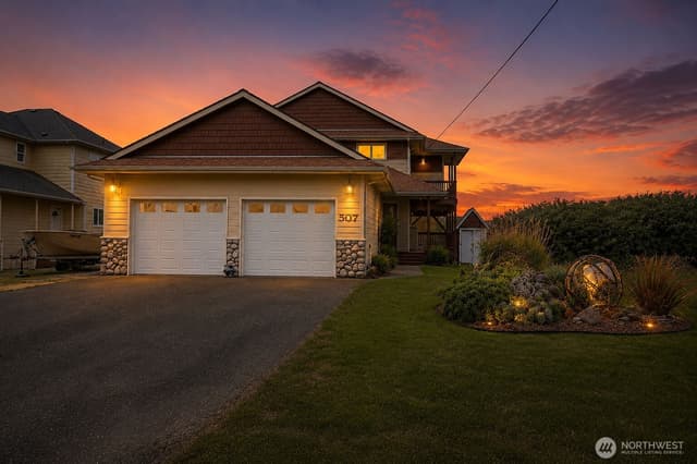 Property photo for 507 Sand Dune Avenue SW, Ocean Shores