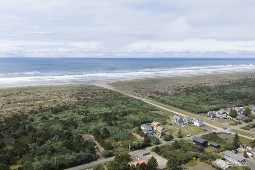 Property photo for 507 Sand Dune Avenue SW, Ocean Shores photo 36