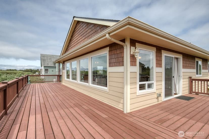 Property photo for 507 Sand Dune Avenue SW, Ocean Shores photo 4