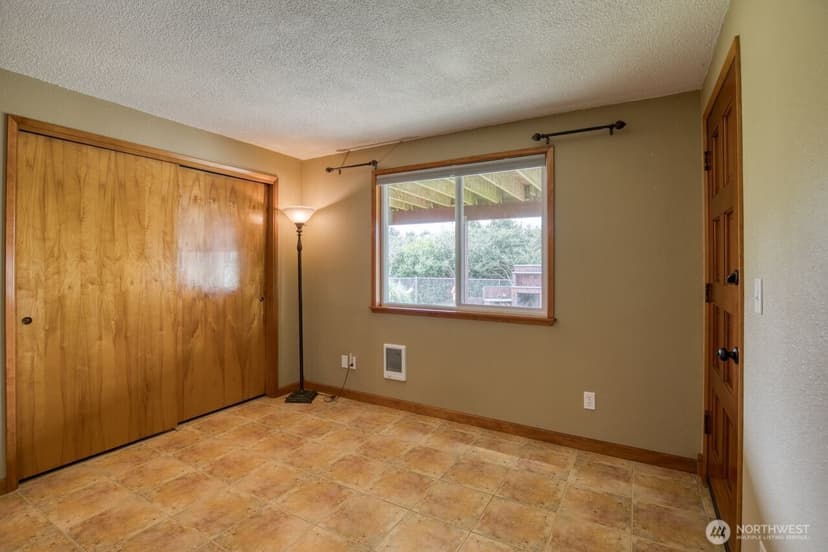 Property photo for 507 Sand Dune Avenue SW, Ocean Shores photo 13