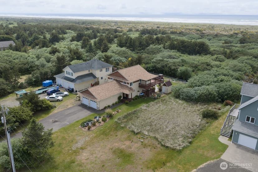Property photo for 507 Sand Dune Avenue SW, Ocean Shores photo 7