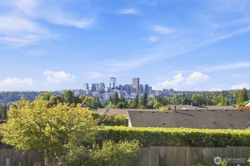Property photo for 12168 SE 17th Place, Bellevue photo 10