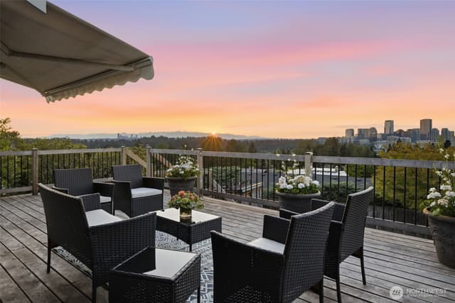 Property photo for 12168 SE 17th Place, Bellevue