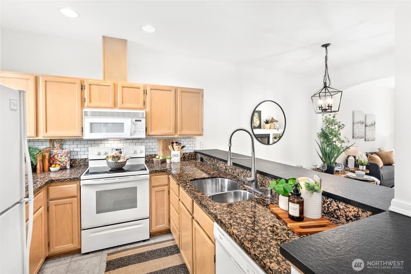 Property photo for 5400 Harbour Pointe Boulevard #G204, Mukilteo photo 6
