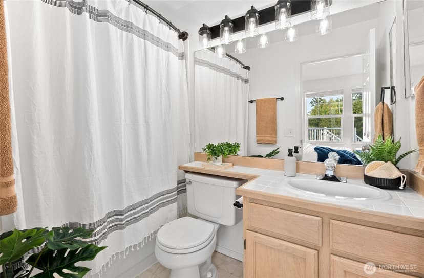 Property photo for 5400 Harbour Pointe Boulevard #G204, Mukilteo photo 12