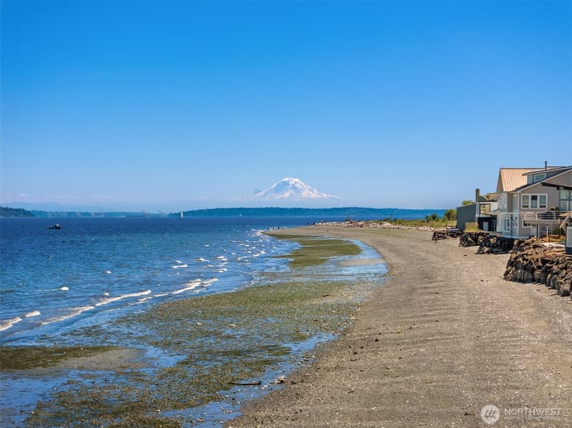 Property photo for 15670 NE Point Monroe Drive, Bainbridge Island photo 17