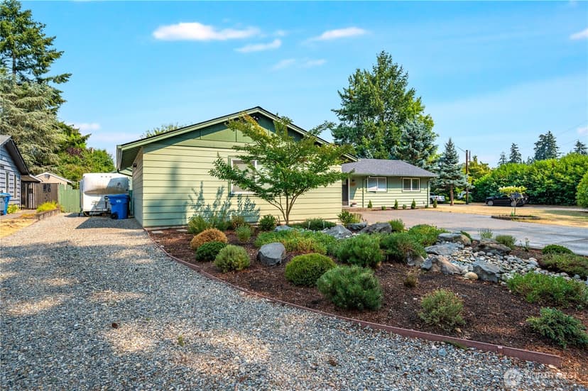 Property photo for 9219 Elwood Drive SW, Lakewood photo 29