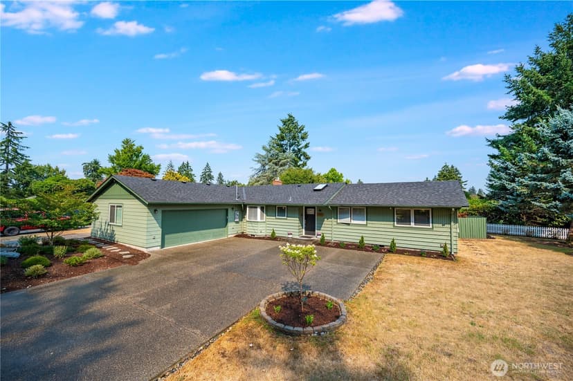 Property photo for 9219 Elwood Drive SW, Lakewood photo 30