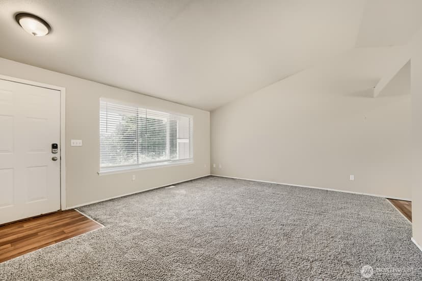 Property photo for 13004 8th Avenue E, Tacoma photo 4