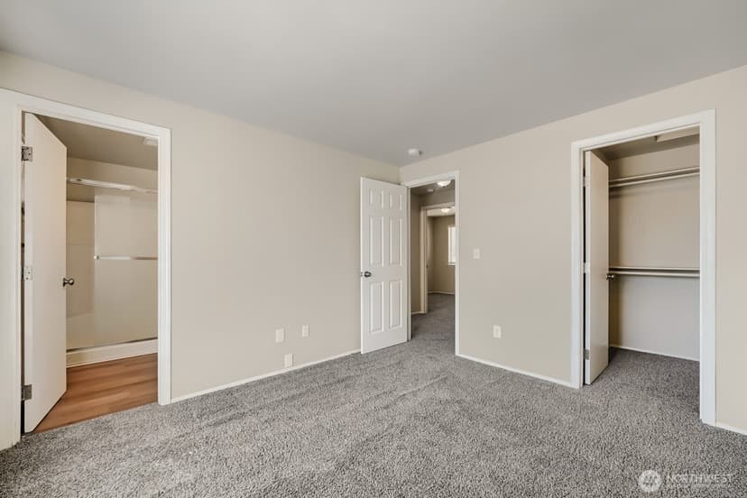 Property photo for 13004 8th Avenue E, Tacoma photo 10