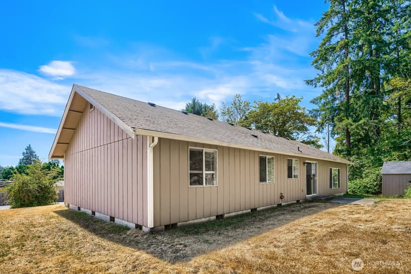 Property photo for 13004 8th Avenue E, Tacoma photo 17