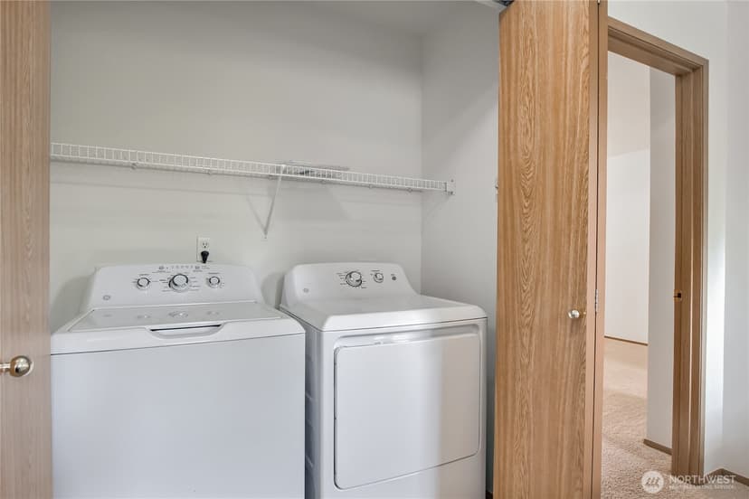 Property photo for 23704 SE 243rd Place, Maple Valley photo 14