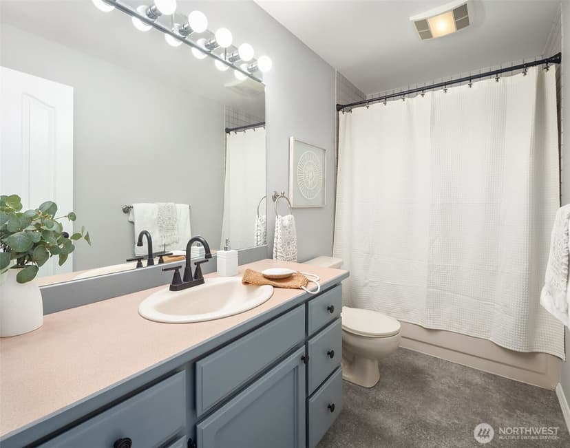 Property photo for 8826 E Meadow Lake Drive, Snohomish photo 30