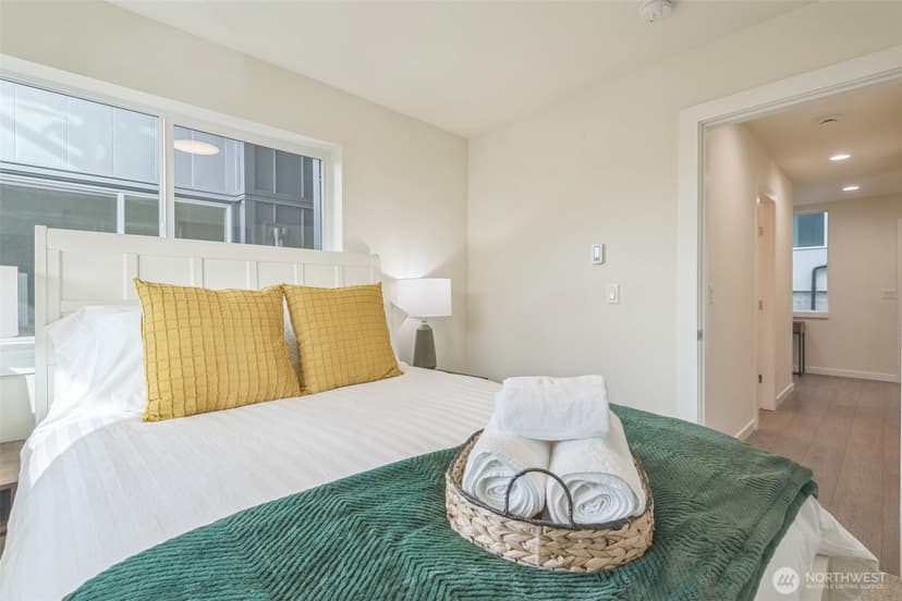 Property photo for 3410 15th Avenue W #B, Seattle photo 19