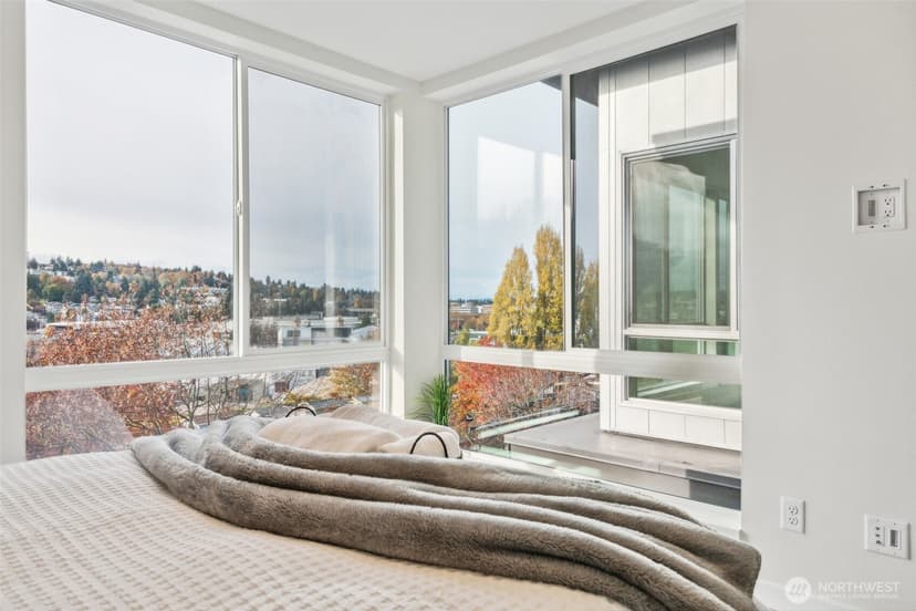 Property photo for 3410 15th Avenue W #B, Seattle photo 14