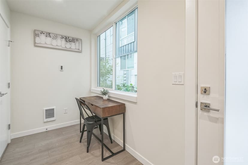 Property photo for 3410 15th Avenue W #B, Seattle photo 22