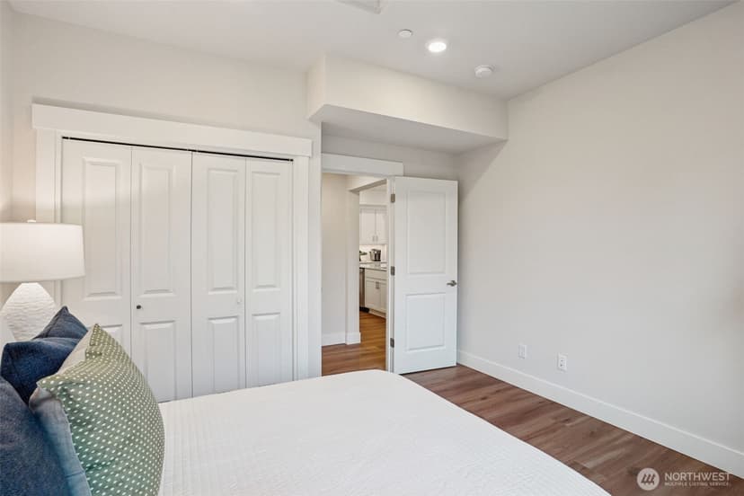 Property photo for 6406 213th Avenue Ct E, Lake Tapps photo 14