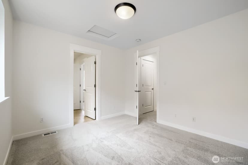 Property photo for 126 209th Place SW, Lynnwood photo 16
