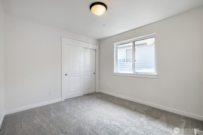 Property photo for 126 209th Place SW, Lynnwood photo 18