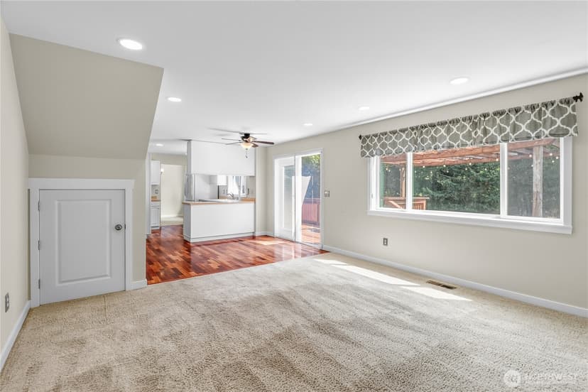 Property photo for 8915 62nd Avenue Ct E, Puyallup photo 10