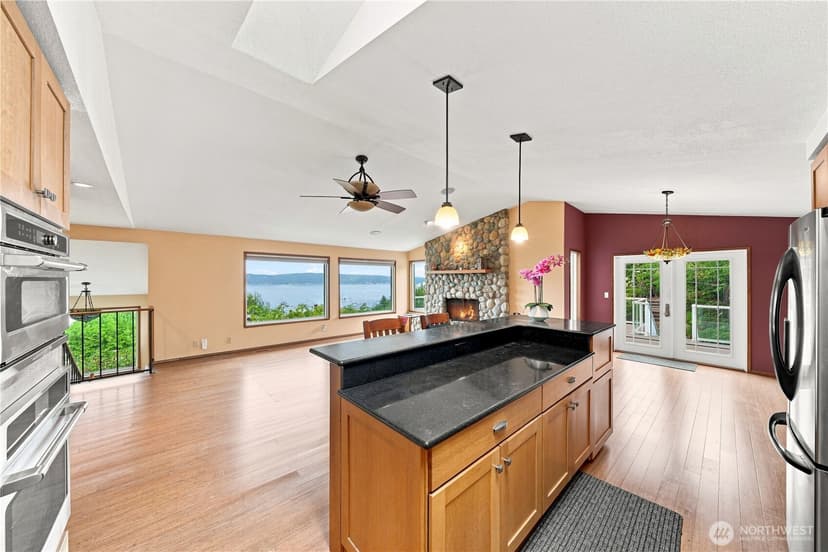Property photo for 8627 60th Avenue W, Mukilteo photo 8