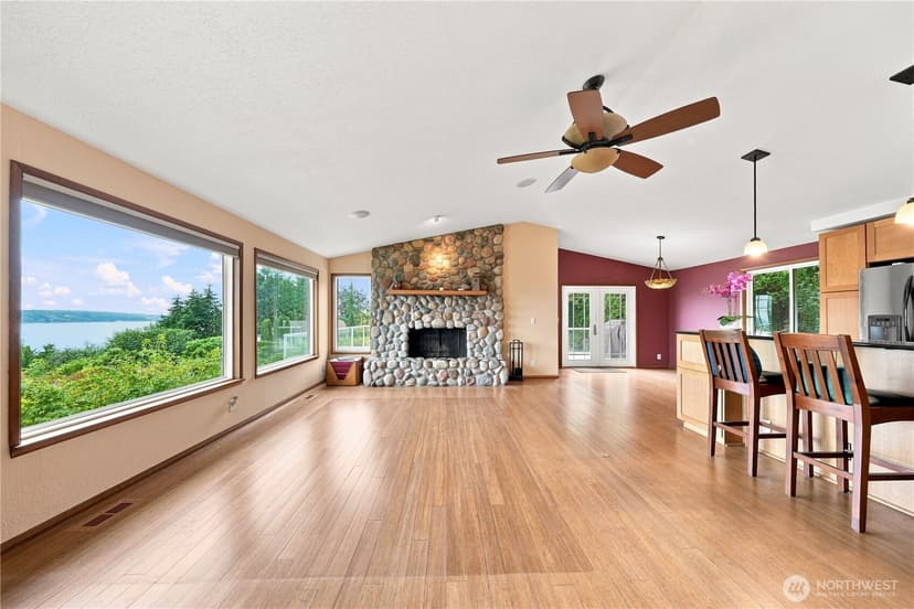Property photo for 8627 60th Avenue W, Mukilteo photo 7