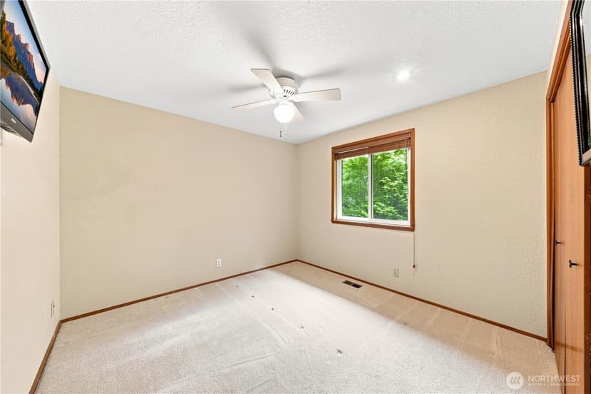 Property photo for 8627 60th Avenue W, Mukilteo photo 19