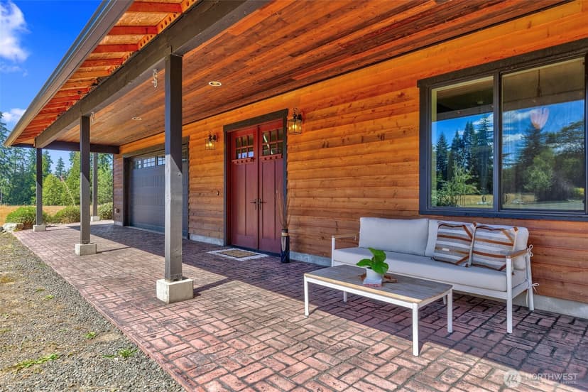 Property photo for 21325 Pugh Road NE, Poulsbo photo 4