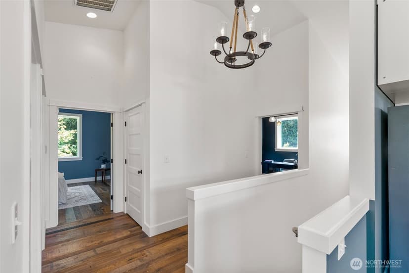 Property photo for 21325 Pugh Road NE, Poulsbo photo 7