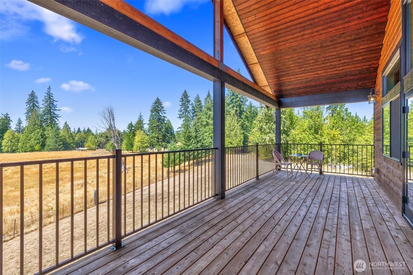 Property photo for 21325 Pugh Road NE, Poulsbo photo 11