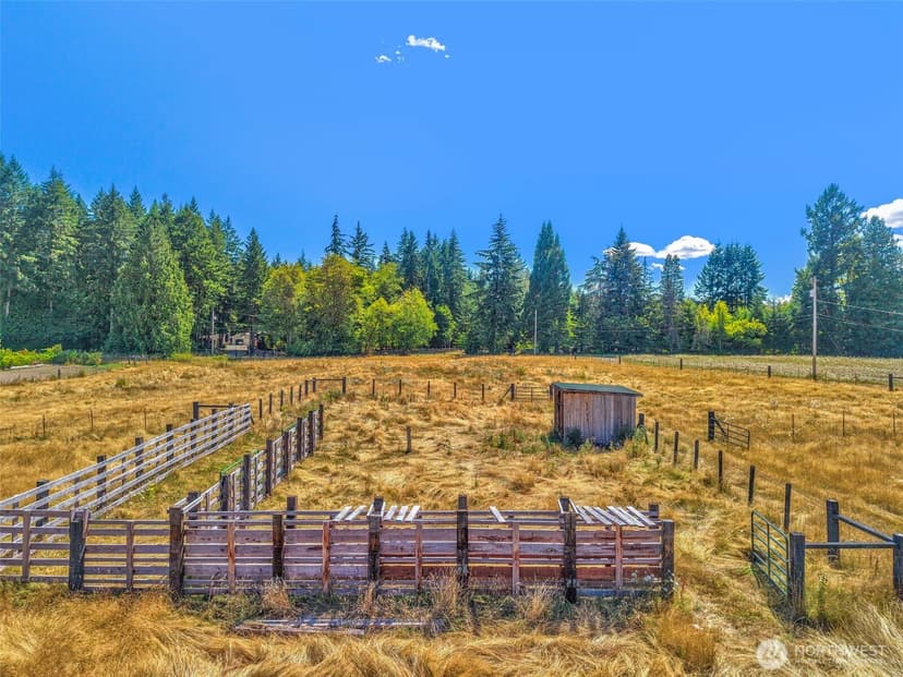 Property photo for 21325 Pugh Road NE, Poulsbo photo 34