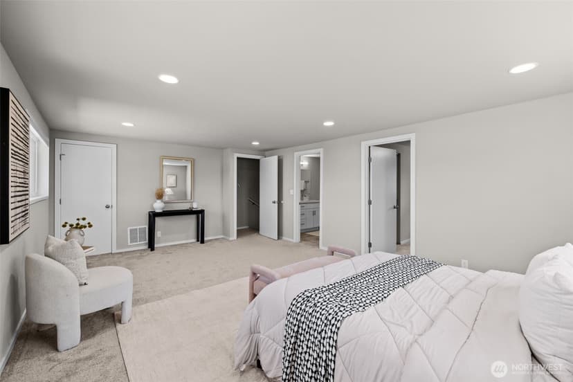 Property photo for 22912 105th Avenue SE, Kent photo 15