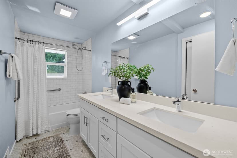 Property photo for 22912 105th Avenue SE, Kent photo 12