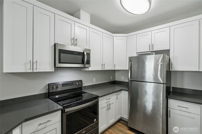 Property photo for 1500 S 18th Street #P202, Renton photo 9