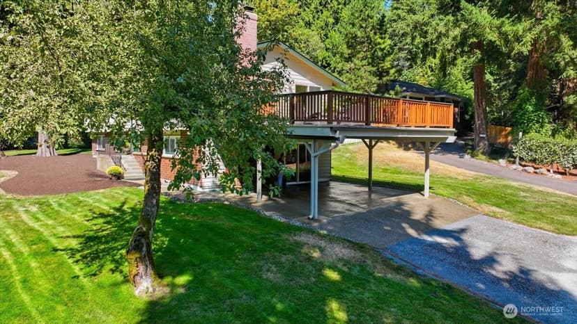 Property photo for 19310 37th Avenue NE, Lake Forest Park photo 27