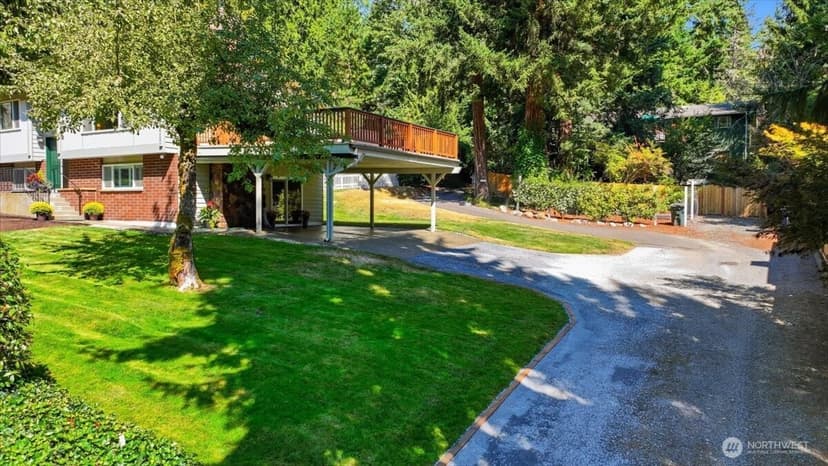 Property photo for 19310 37th Avenue NE, Lake Forest Park photo 28