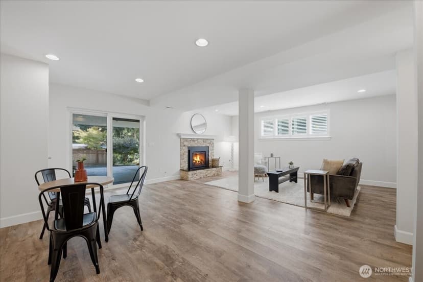 Property photo for 19310 37th Avenue NE, Lake Forest Park photo 18
