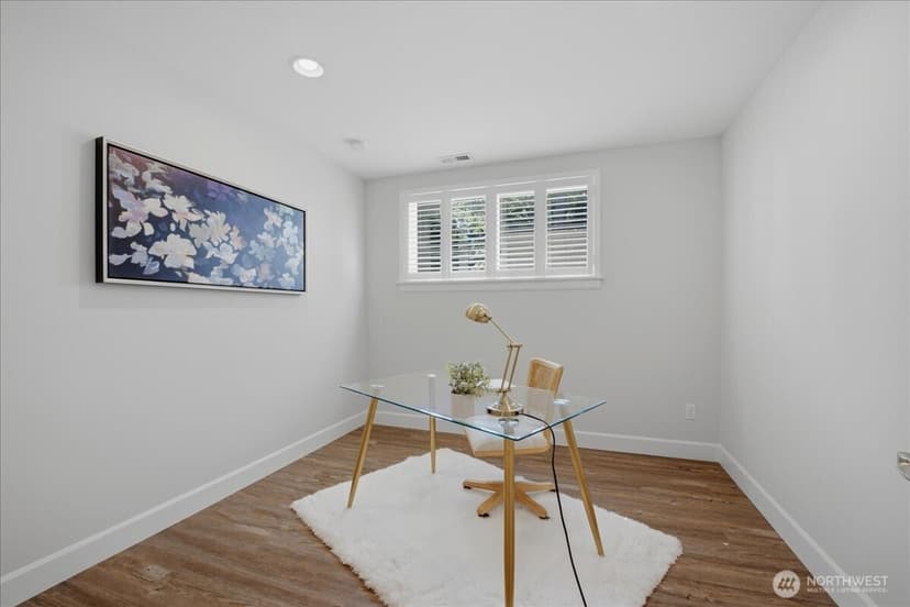 Property photo for 19310 37th Avenue NE, Lake Forest Park photo 22