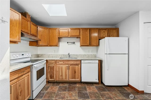 Property photo for 14600 SE 176th Street #R1, Renton photo 4