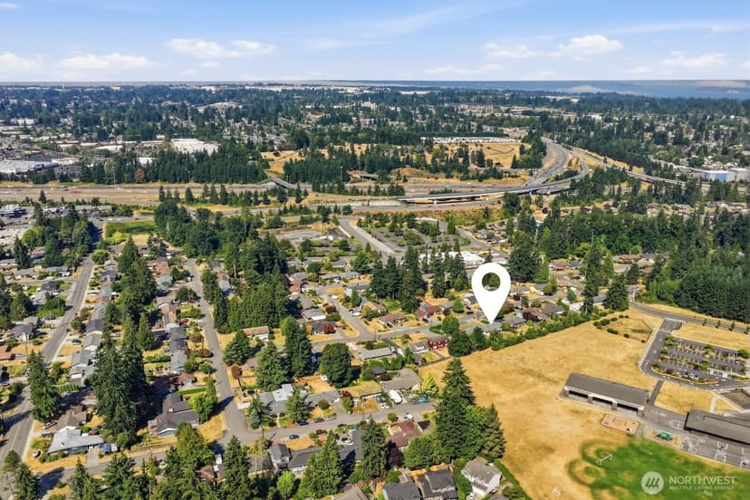 Property photo for 9113 Baring Way, Everett photo 4
