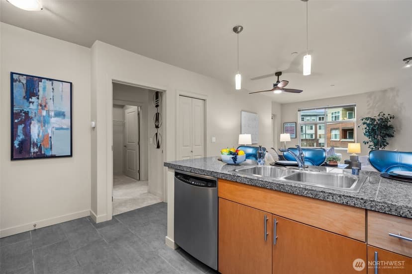 Property photo for 5440 Leary Avenue NW #401, Seattle photo 12