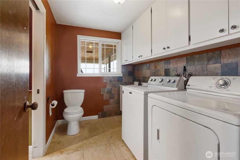 Property photo for 1201 E Lakeshore Drive, Lake Stevens photo 31
