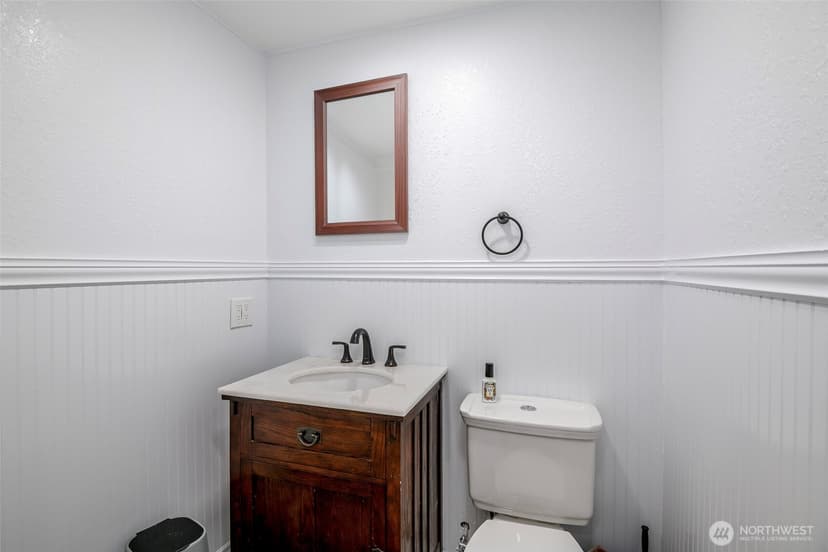 Property photo for 1110 13th Street SE, Puyallup photo 12