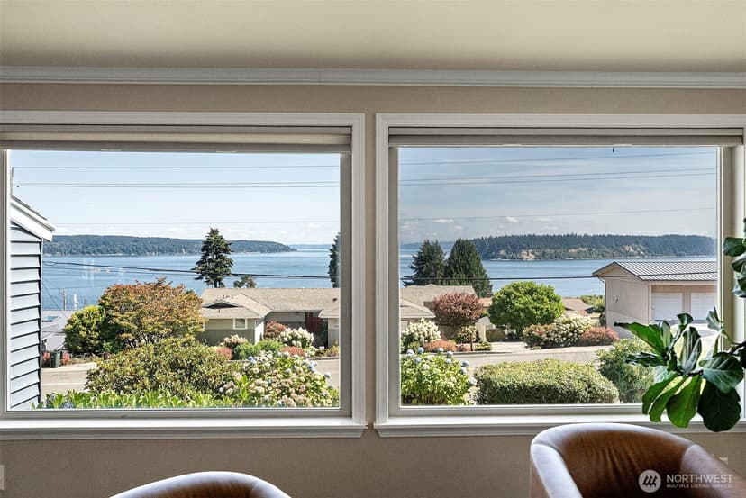 Property photo for 7108 Soundview Drive NW, Gig Harbor photo 9