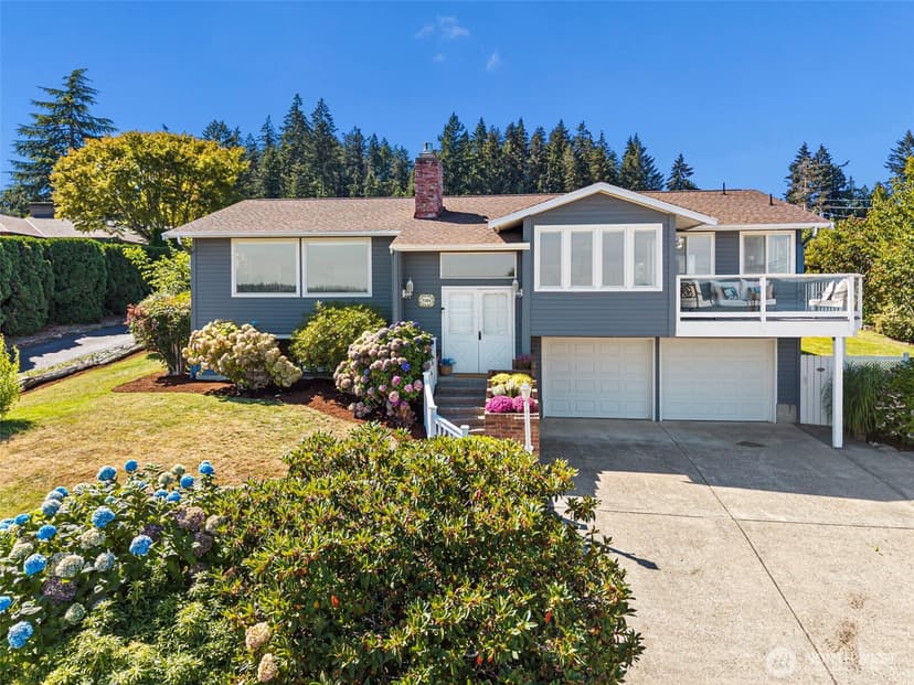 Property photo for 7108 Soundview Drive NW, Gig Harbor photo 2
