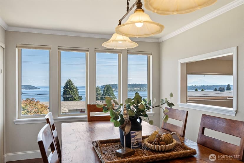 Property photo for 7108 Soundview Drive NW, Gig Harbor photo 6