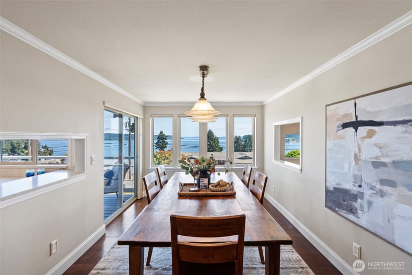 Property photo for 7108 Soundview Drive NW, Gig Harbor photo 8